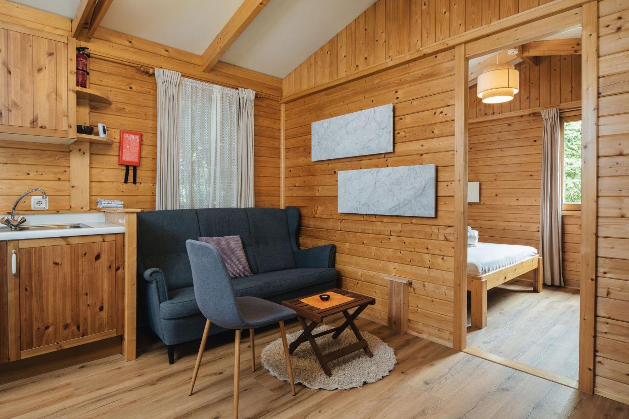 Camping Dreilaendereck Blockhuetten & Apartments Рид-им-Оберинталь Экстерьер фото
