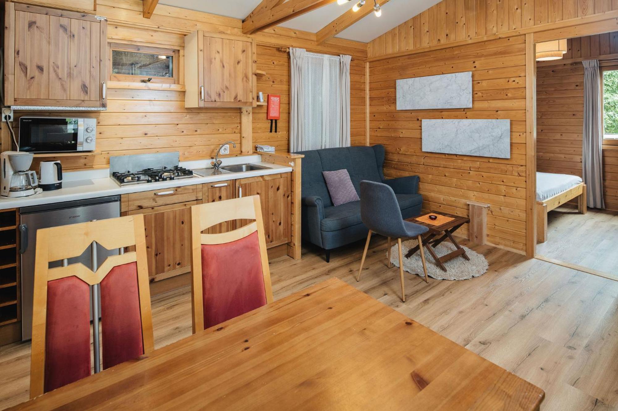 Camping Dreilaendereck Blockhuetten & Apartments Рид-им-Оберинталь Экстерьер фото