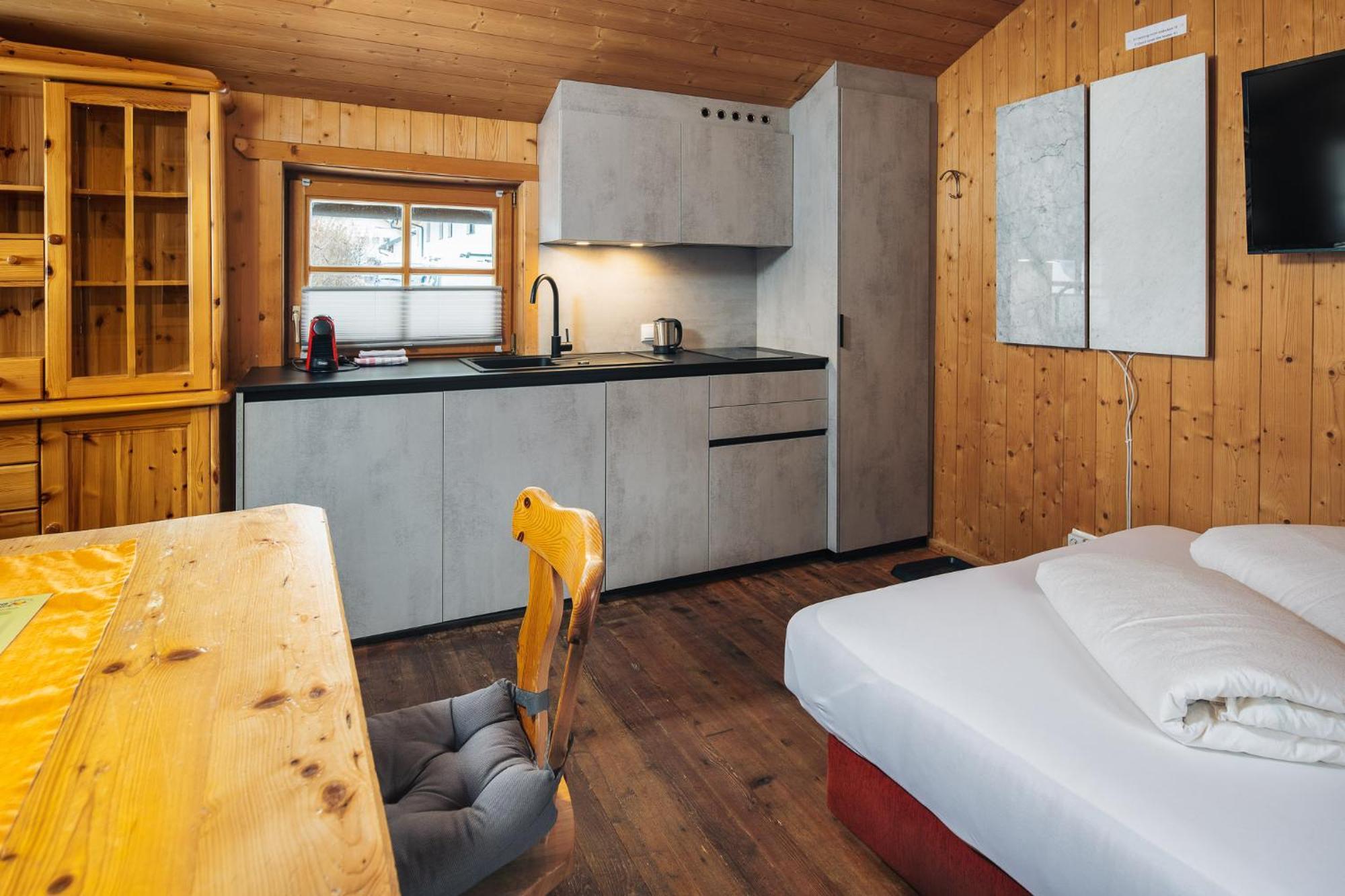 Camping Dreilaendereck Blockhuetten & Apartments Рид-им-Оберинталь Экстерьер фото
